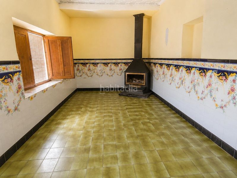 Foto e66f8d17-6974-4042-8073-3e369101f105. Casa amb aparcament a Manuel