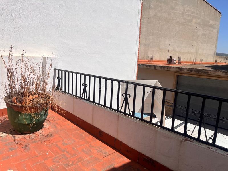 Foto 83fc767a-54ec-4b0d-b191-165dea6e3b0c. Casa amb aparcament a Bicorp