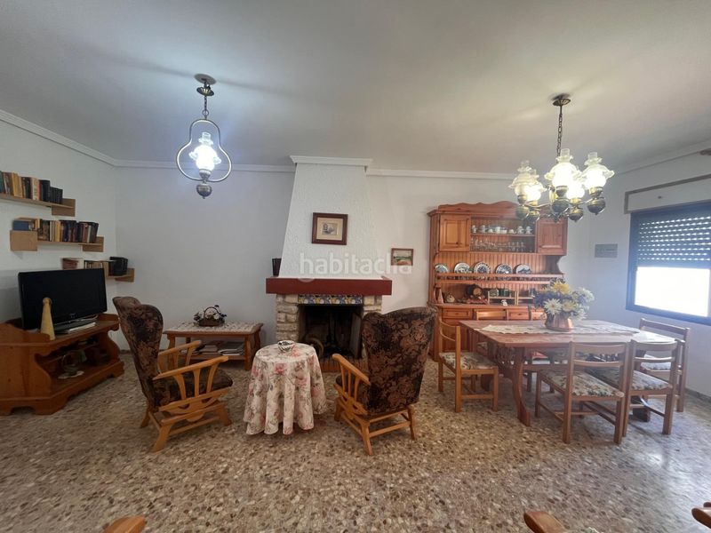 Foto 91f31b88-fde3-42ae-9be0-20eda90978b6. Casa amb aparcament a Bicorp