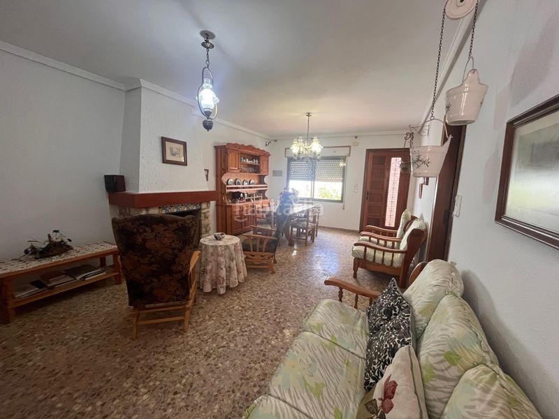 Foto ab45c200-937c-442d-88b2-ad2cacfe7278. Casa amb aparcament a Bicorp