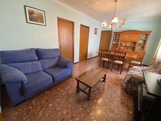 Pis a Chella. Oportunidad única en chella! piso luminoso con terraza interior