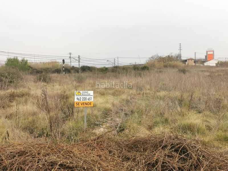 Foto 1ca68905-f222-4c7c-8a5f-b9cdabd6895a. Terreny residencial a Alberic