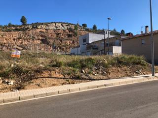 Terreny residencial a Chella. Gran ocasión de terreno en zona céntrica de chella