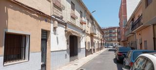 Piso en Calle madrid 5. Ocasin de piso junto con local en lalcudia de crespins!!!
