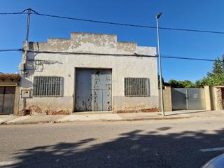 Local Comercial a Calle cami riu nou 6. Oportunidad de almacen en lalcudia de crespins