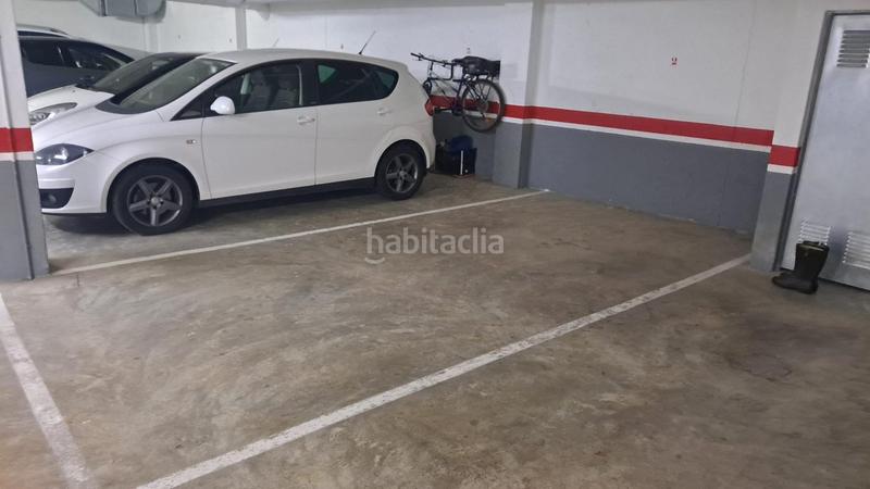 Foto e31473e6-eb90-42b0-8255-e10655f84adb. Autoparkplatz in avenida riu xuquer 10 in Alcàntera de Xúquer