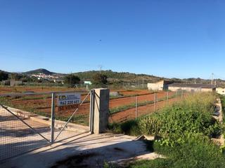 Terreny residencial a Chella. Bonito terreno vallado y muy cerca del pueblo!!!!!!!!!!