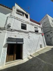 Masia a Moixent. Casa en venta en el casco antiguo de mogente