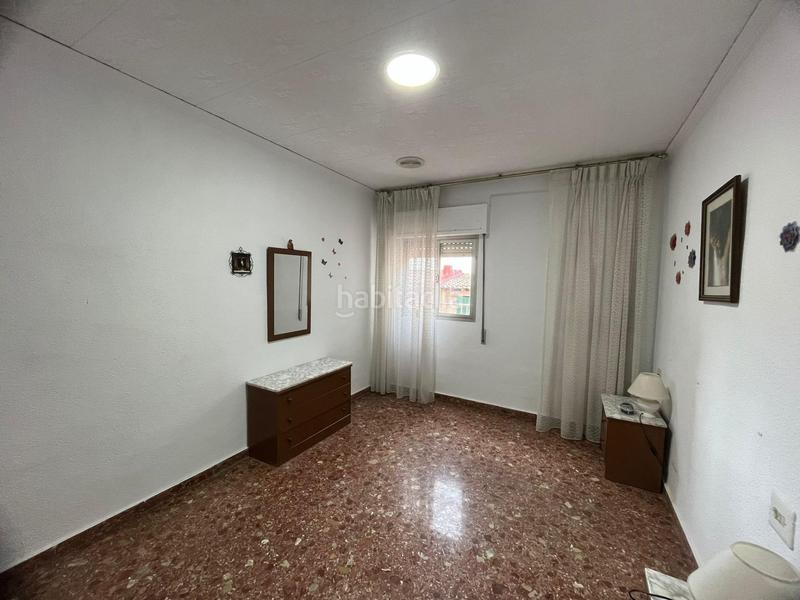 Foto 435f158e-443b-4124-86ee-098d9a327475. Edifici a Canals