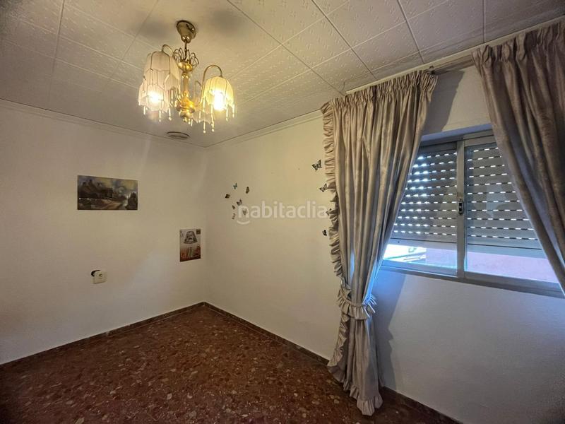 Foto 4e15d6b0-eef7-406b-9e89-8268a6595f4d. Edifici a Canals