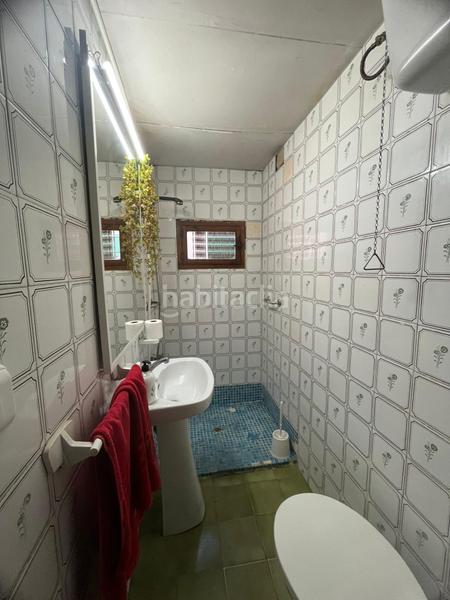 Foto 70a48878-793a-478d-8063-96e4fda11993. Edifici a Canals