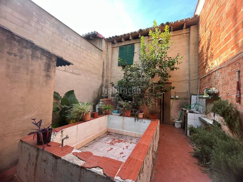 Foto ed007450-0349-4cb2-ab43-837536a38740. Edifici a Canals