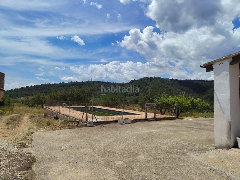 Foto 0cee7630-540f-48d6-adb1-412ecc788a26. Xalet amb aparcament piscina a Navarrés