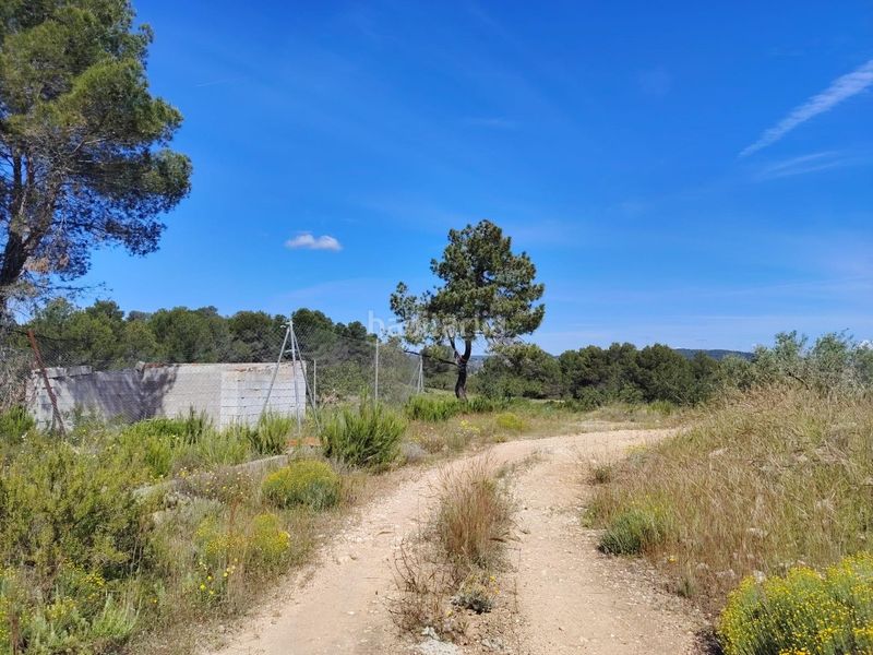 Foto 4ae2cf7a-705d-4446-9f03-e86578846419. Xalet amb aparcament piscina a Navarrés