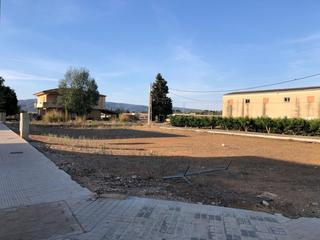 Terreny residencial a Chella. Gran solar en chella,hace esquina en zona nueva!!!!!!!!!!!!