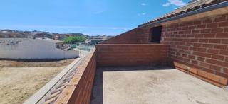 Casa adossada a G.civil a garcia argente 63. Vivienda unifamiliar para terminar a tu gusto en navarrés
