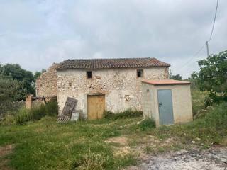 Masia a Enguera. Terreno con casa de campo en enguera