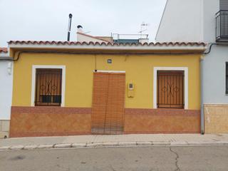 Casa a Enguera. Bonita casa en enguera