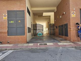 Aparcament cotxe en Campello Pueblo. Plaza de garaje campello