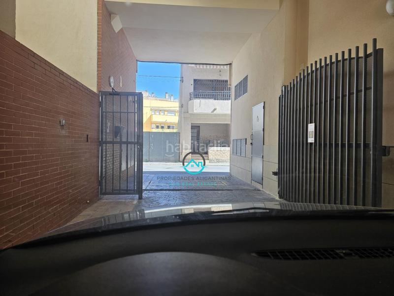 Foto 16d5d303-85df-4a8e-ad4a-5cfba9805064. Parking coche plaza de garaje campello en Campello Pueblo Campello (el)