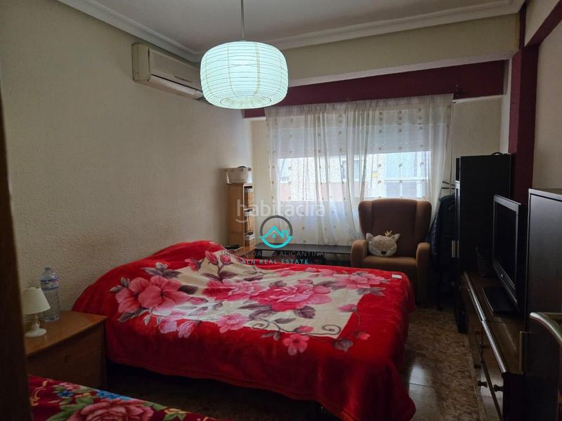 Foto 25d17eae-718c-4f8f-880d-2b4b118a3b51. Piso oportunidad junto a bulevar del plá en Garbinet - Parque de las Avenidas Alicante