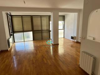 Location Appartement à Ensanche-Diputación. Alquiler en avenida salamanca