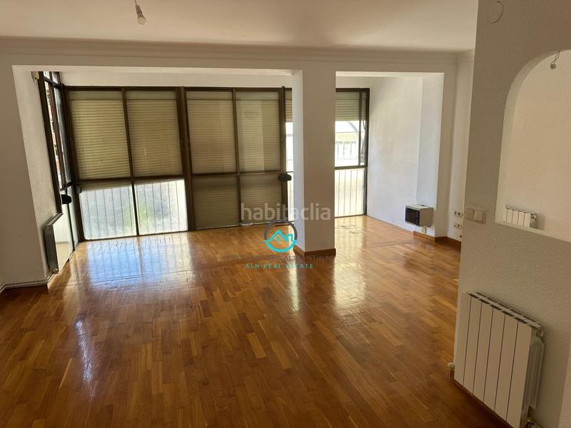 Foto b7ce56df-b7fb-4197-844a-a7e1703fe08d. Location appartement avec chauffage dans Ensanche-Diputación Alicante