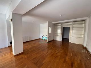 Rent Flat in Ensanche-Diputación. Alquiler en avenida salamanca