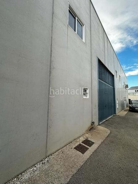 Foto cc19ab5a-d6f1-4668-8770-587769db82a0. Capannone industriale in Las Virtudes Villena