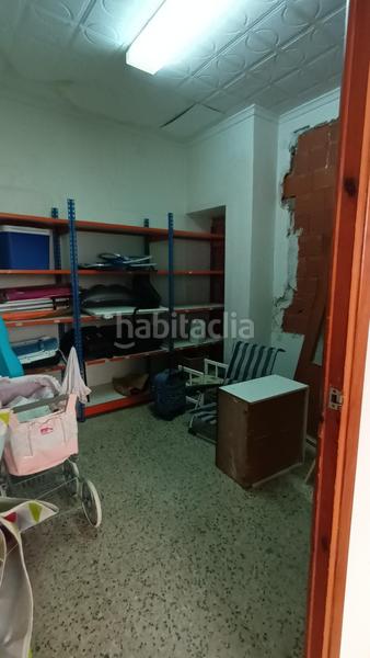 Foto 3f402842-f7de-4edf-b284-bd745fe6db30. Local comercial  en planta baja en esquina en Villena