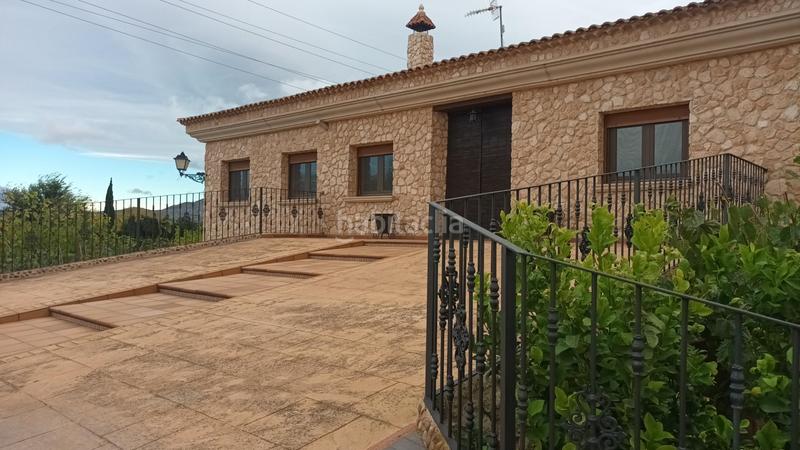 Foto 8d59b64e-20f5-43df-9435-b66fd7a3305e. Chalet con parcheggio piscina in Las Virtudes Villena