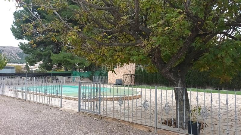 Foto b1c0051d-022f-40ca-bbe2-548fda19c9c3. Chalet con parcheggio piscina in Las Virtudes Villena