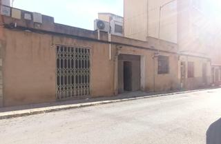 Local commercial à Las Cruces. Local  almacén en villena