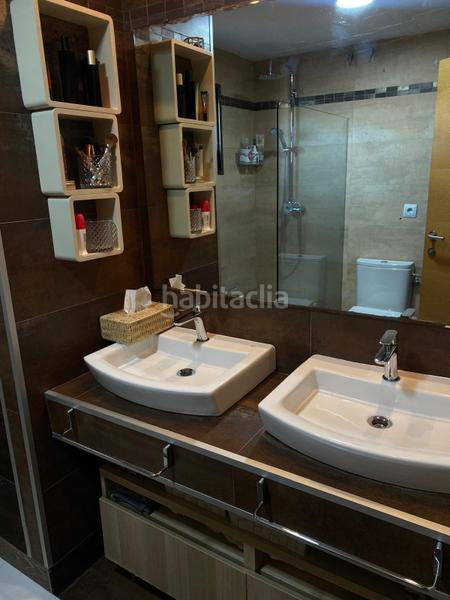 Foto dcae6408-49e1-451f-9f3c-3a92ea4fcd02. Piso  de 3 habitaciones y 2 baños, con excelente reforma en Terramelar en Paterna