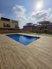 Casa adossada a San Antonio de Benagéber. Adosado con piscina en san antonio de benagéber