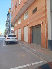 Aparcament cotxe a El Mercado - Plaza de Toros
