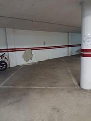 Parking coche en El Mercado - Plaza de Toros