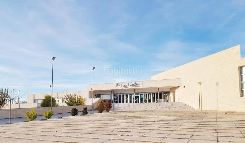 Foto faa09037-49c6-49ae-a5c5-79b2ed975266. Terreny residencial a El Mercado - Plaza de Toros Villena