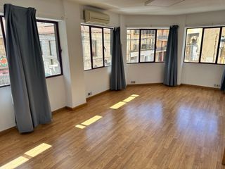 Planta baixa a Calle pedrito rico 33. Se vende entresuelo en excelente ubicación, ideal tanto para uso