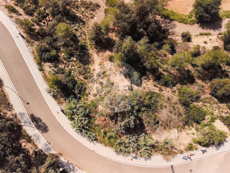 Foto 5f3a3587-f8b6-49dd-aeed-5f8b0be778de. Terreno residencial parcelas en venta en Castellgalí