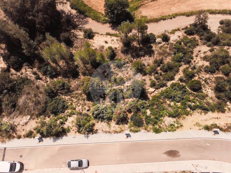 Foto be8c6641-10cb-436e-a9f8-00a000860953. Terreno residencial parcelas en venta en Castellgalí
