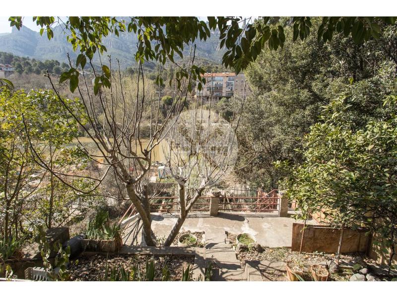 Foto b8a6b840-3048-46c2-a8aa-cc5ab83046ca. Edifici a Monistrol de Montserrat