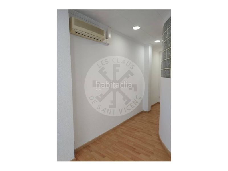 Foto 685a3031-5520-4875-8f87-51b950b2db1e. Location local commercial dans Sant Vicenç de Castellet