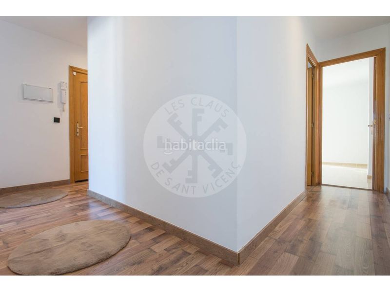 Foto b9efda58-db7c-4188-9741-51f2c2d0a9ed. Pis a Sant Vicenç de Castellet