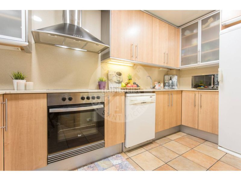 Foto 5f47a9a8-2059-460f-909f-8dae0462e750. Casa amb calefacció aparcament a Torre - Sana Terrassa