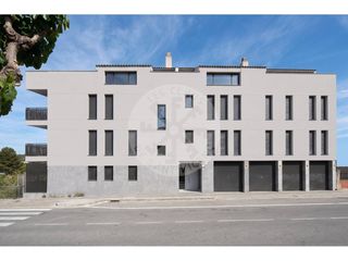 Miete Etagenwohnung in Castellbell i el Vilar. Exclusiva promoción de alquiler en castellbell i el vilar  8 viv