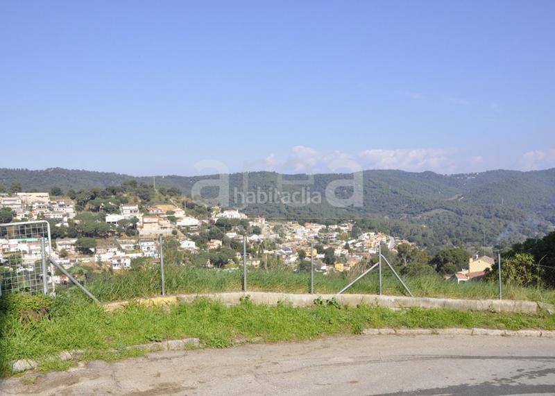 Foto 3f4774f4-b7f3-4243-ae72-fd935865b79d. Terreno residencial en calle mercè rodoreda i gurgui 94 excelente parcela con vistas panorámicas en les ginesteres en Argentona
