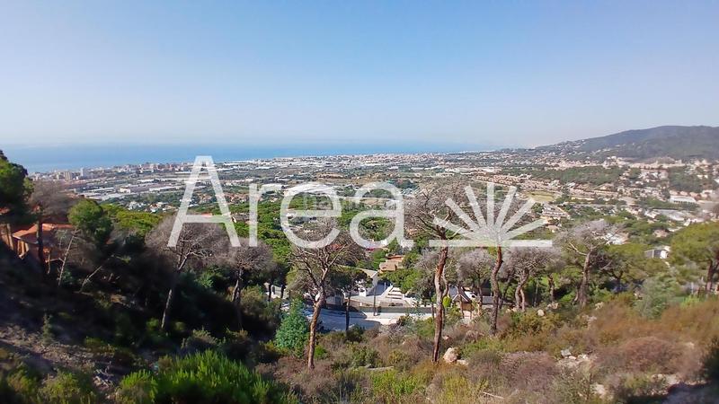 Foto 9213f7f8-1b85-4cd0-98d5-98a67e2dd45b. Terreny residencial a roques a Cabrils