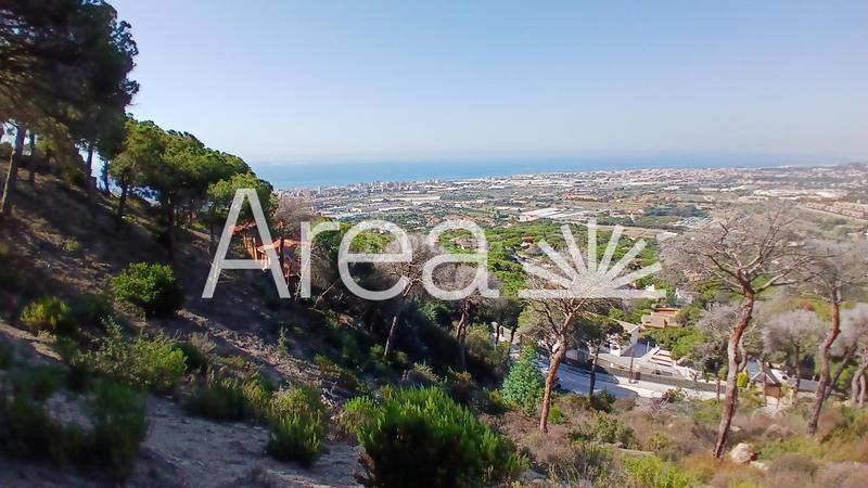 Foto eda660cd-4325-4003-8872-418f721b6425. Terreny residencial a roques a Cabrils