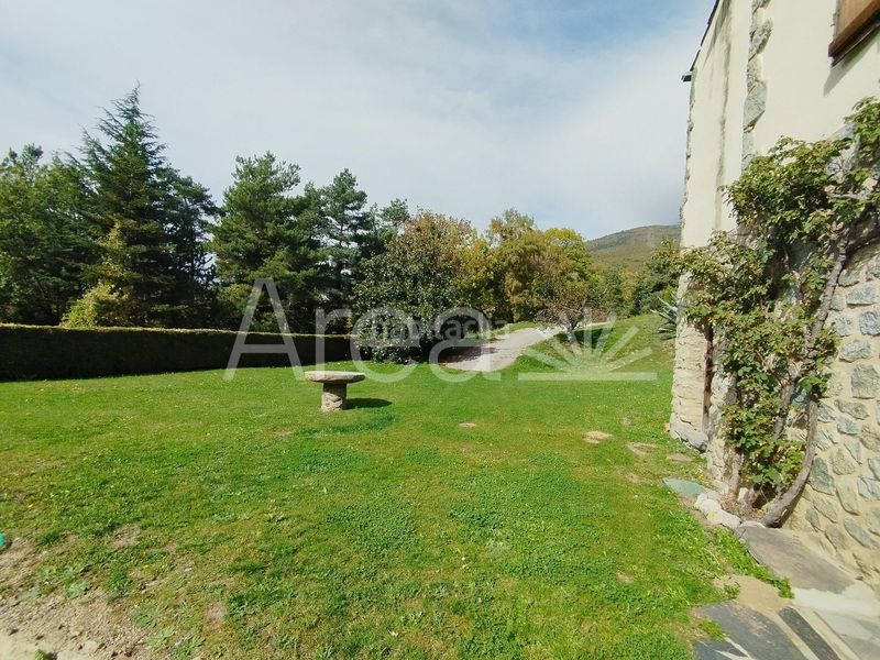Foto 1a71016a-1e05-4a6d-8312-67bae577624f. Xalet amb aparcament piscina a Planoles